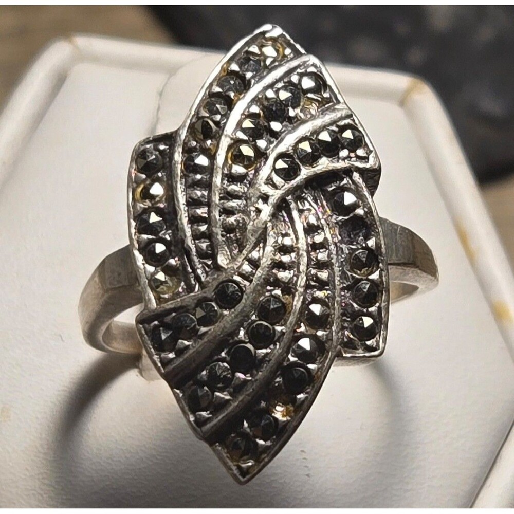 Marcasite vintage sterling silver ring sz 7.5